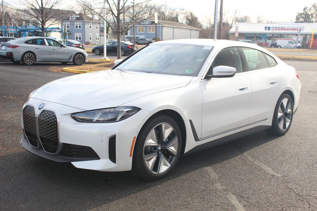New 2026 BMW i4 xDrive40i w/ Premium Package AWD/4WD image 4