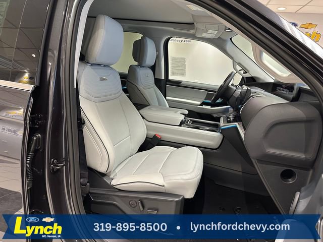 New 2026 Ford Expedition Max Platinum AWD/4WD image 9