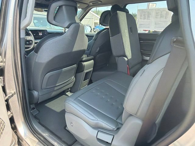 Used 2024 Kia EV9 Wind AWD/4WD image 18