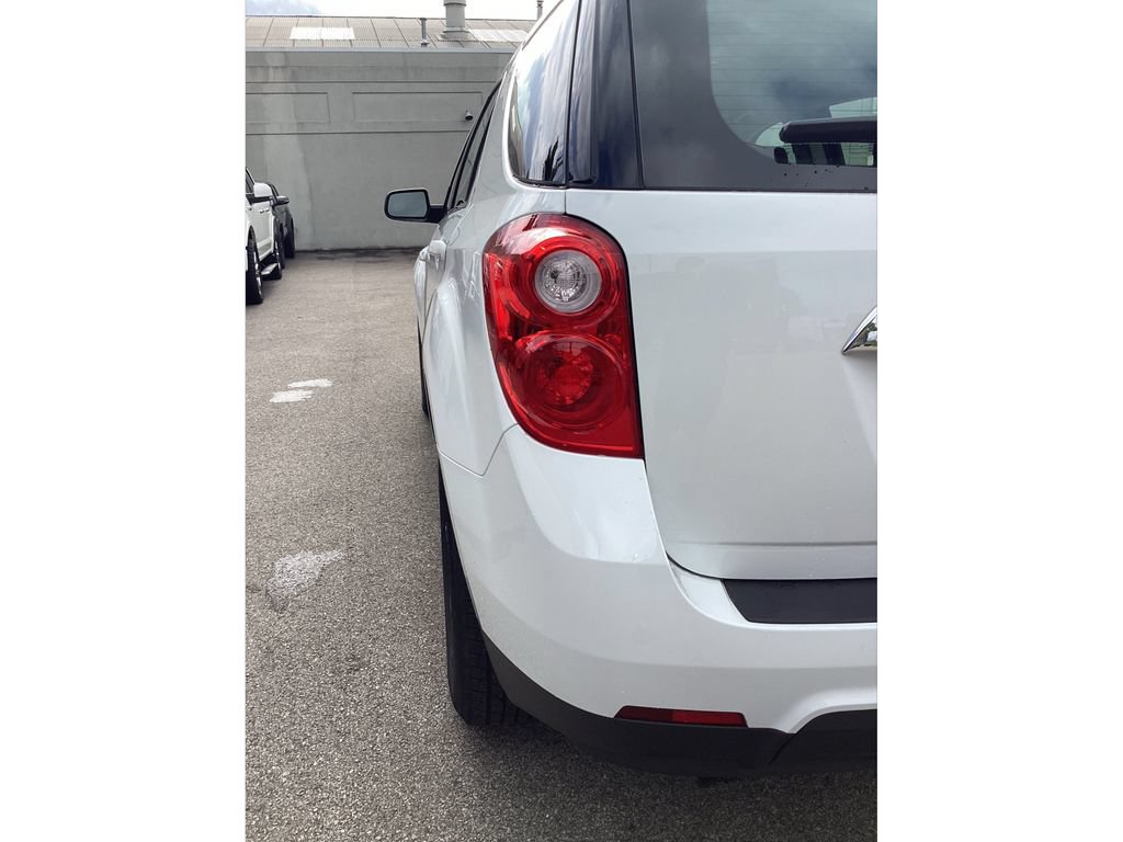 Used 2015 Chevrolet Equinox LS FWD image 26