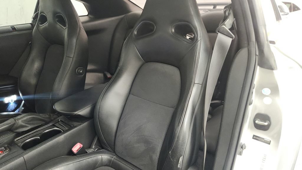 Used 2010 Nissan GT-R Premium AWD/4WD image 26