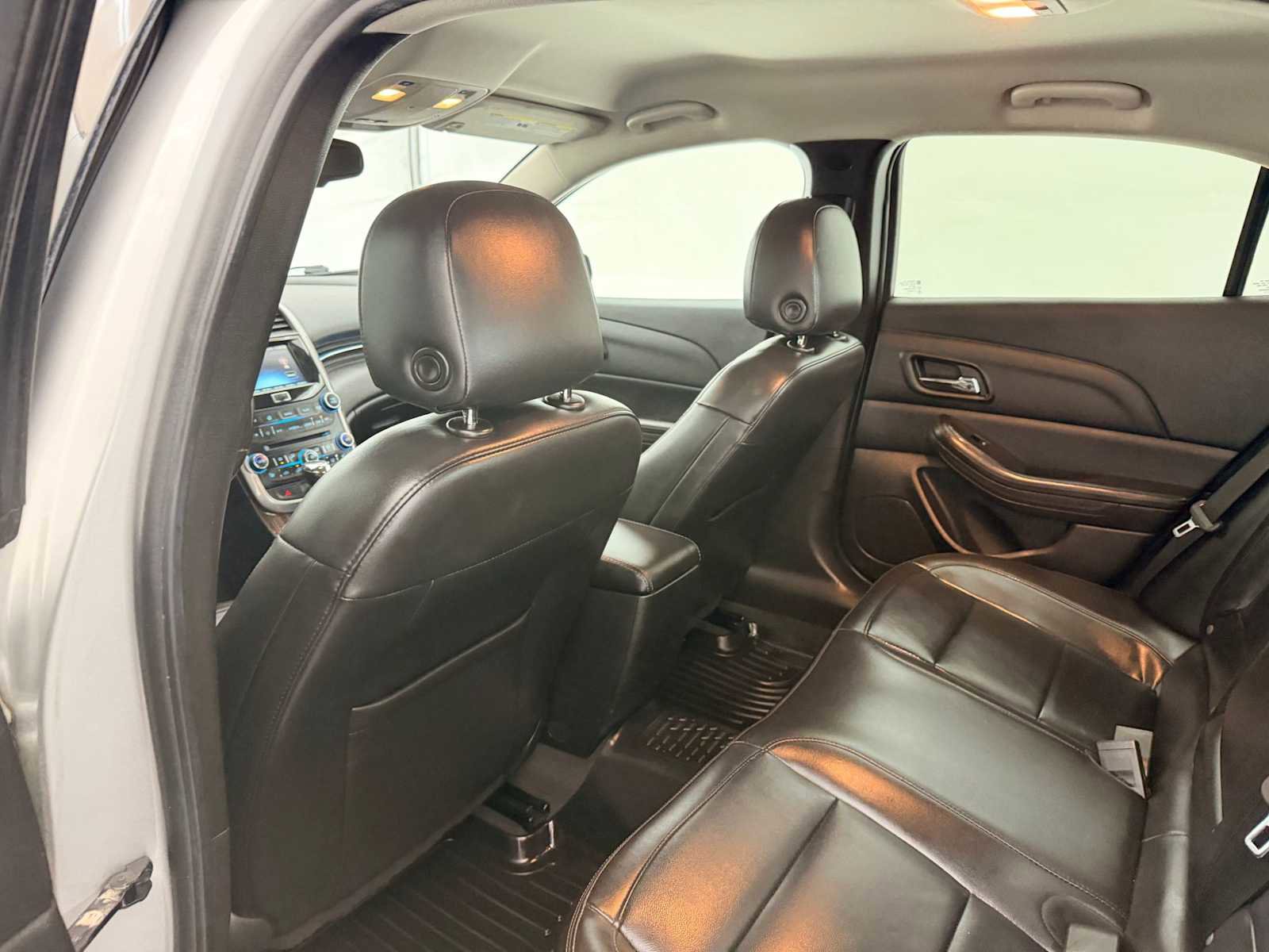 Used 2016 Chevrolet Malibu LTZ image 19