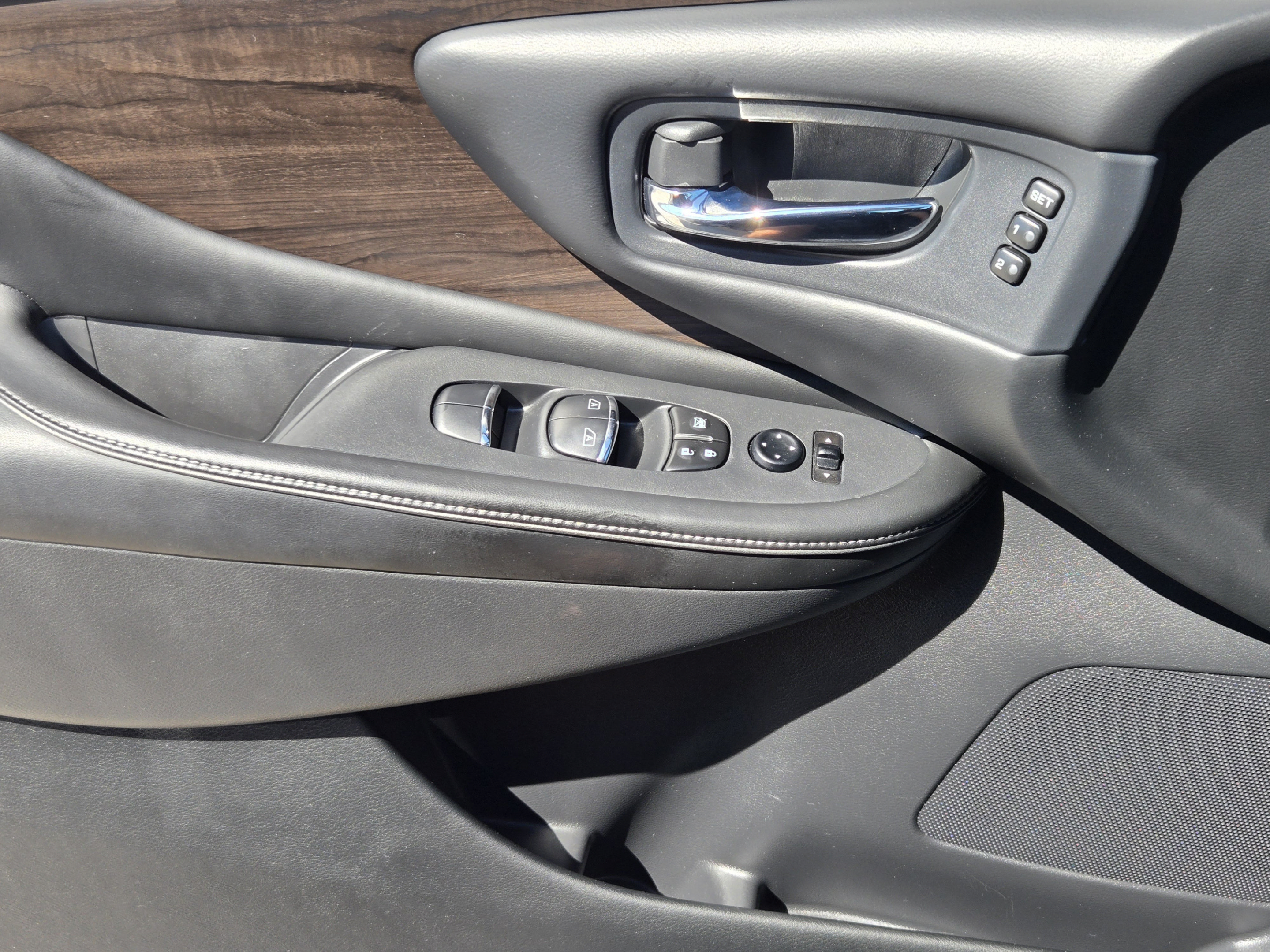 Used 2019 Nissan Murano Platinum w/ Cargo Package FWD image 17