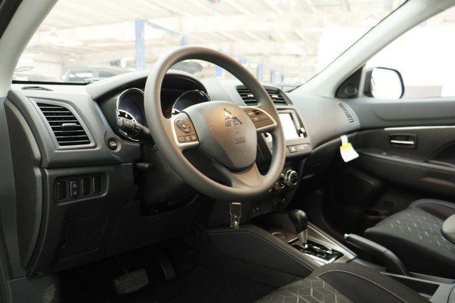 New 2027 Mitsubishi Outlander Sport FWD image 5