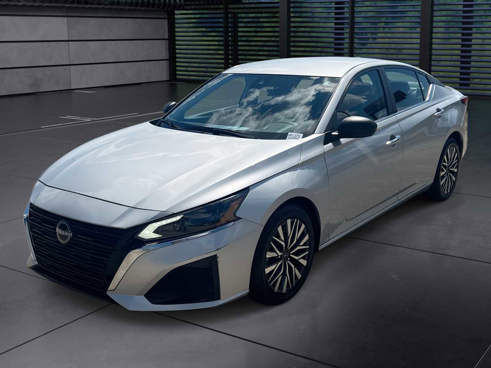 Used 2024 Nissan Altima 2.5 SV