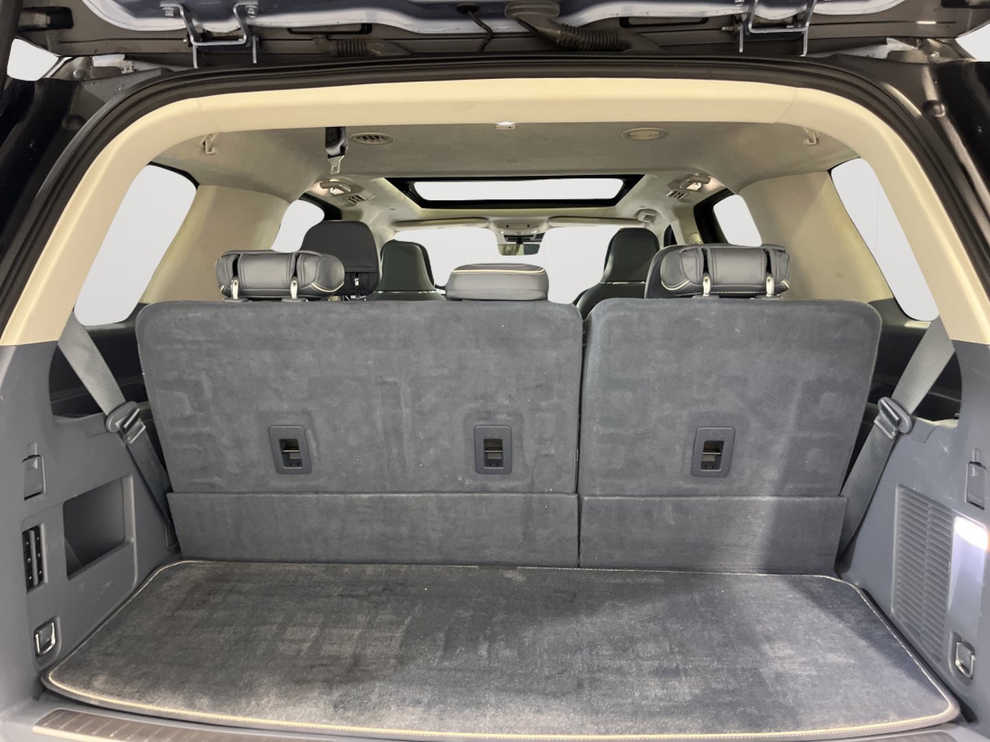 Used 2020 Lincoln Navigator Black Label AWD/4WD image 22