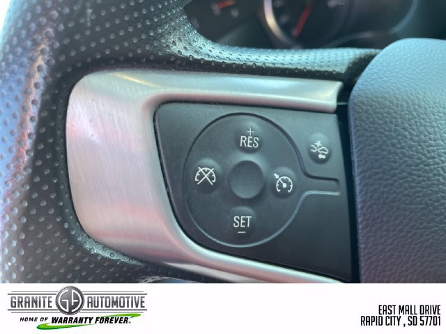 Used 2024 GMC Terrain SLE AWD/4WD image 31
