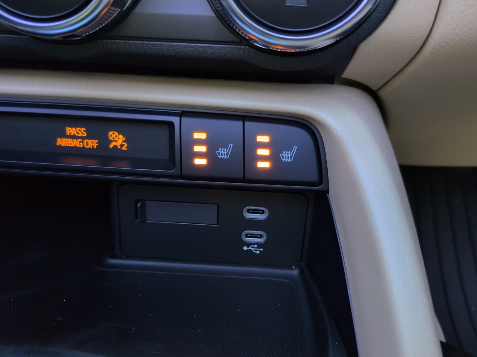 New 2026 MAZDA MX-5 Miata RF Grand Touring image 28