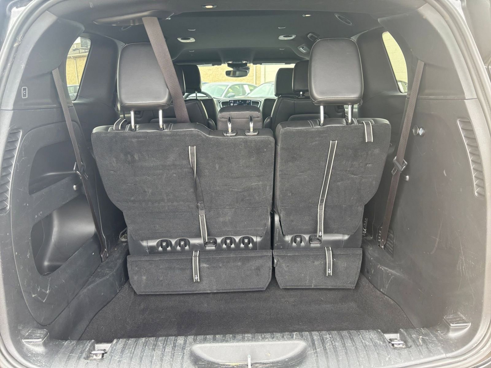 Used 2025 Chrysler Pacifica Select image 34