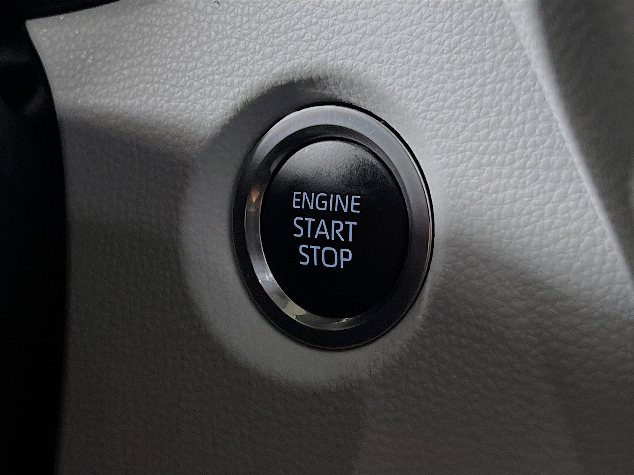 Used 2024 Toyota Corolla SE w/ SE Premium Package image 23