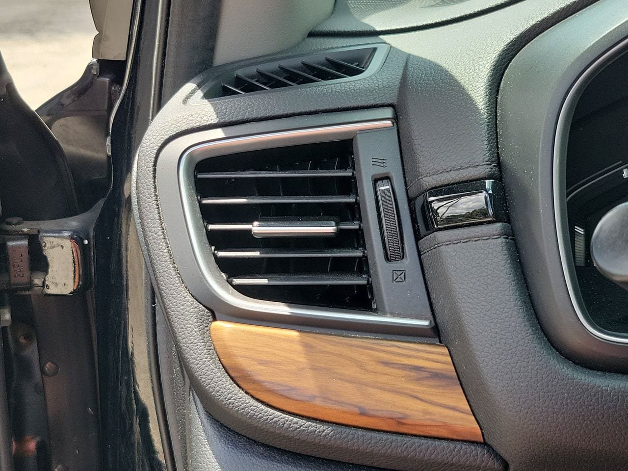 Used 2017 Honda CR-V EX-L image 30