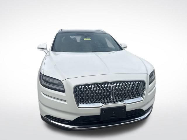 Used 2021 Lincoln Nautilus Reserve w/ Equipment Group 201A image 8