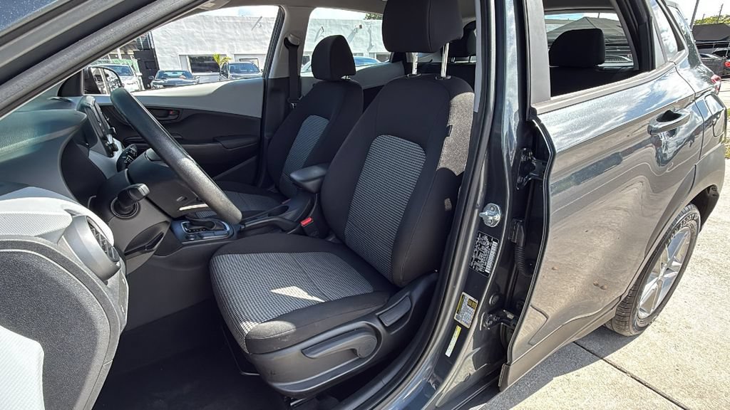 Used 2018 Hyundai Kona SE FWD image 22