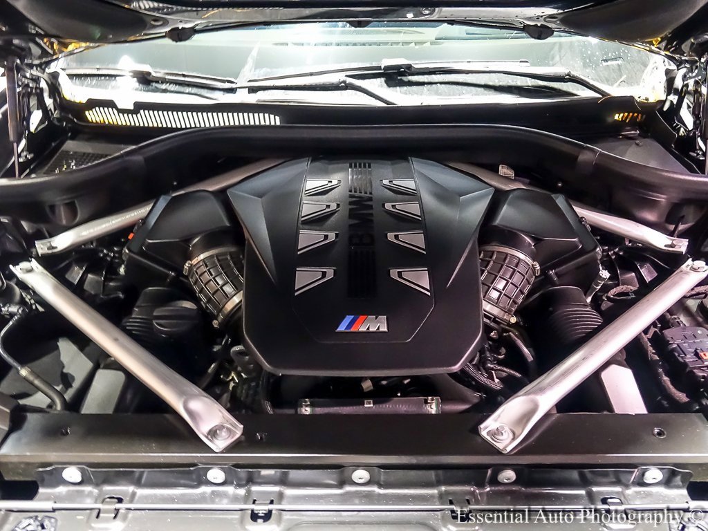 Used 2026 BMW X5 M60i image 32