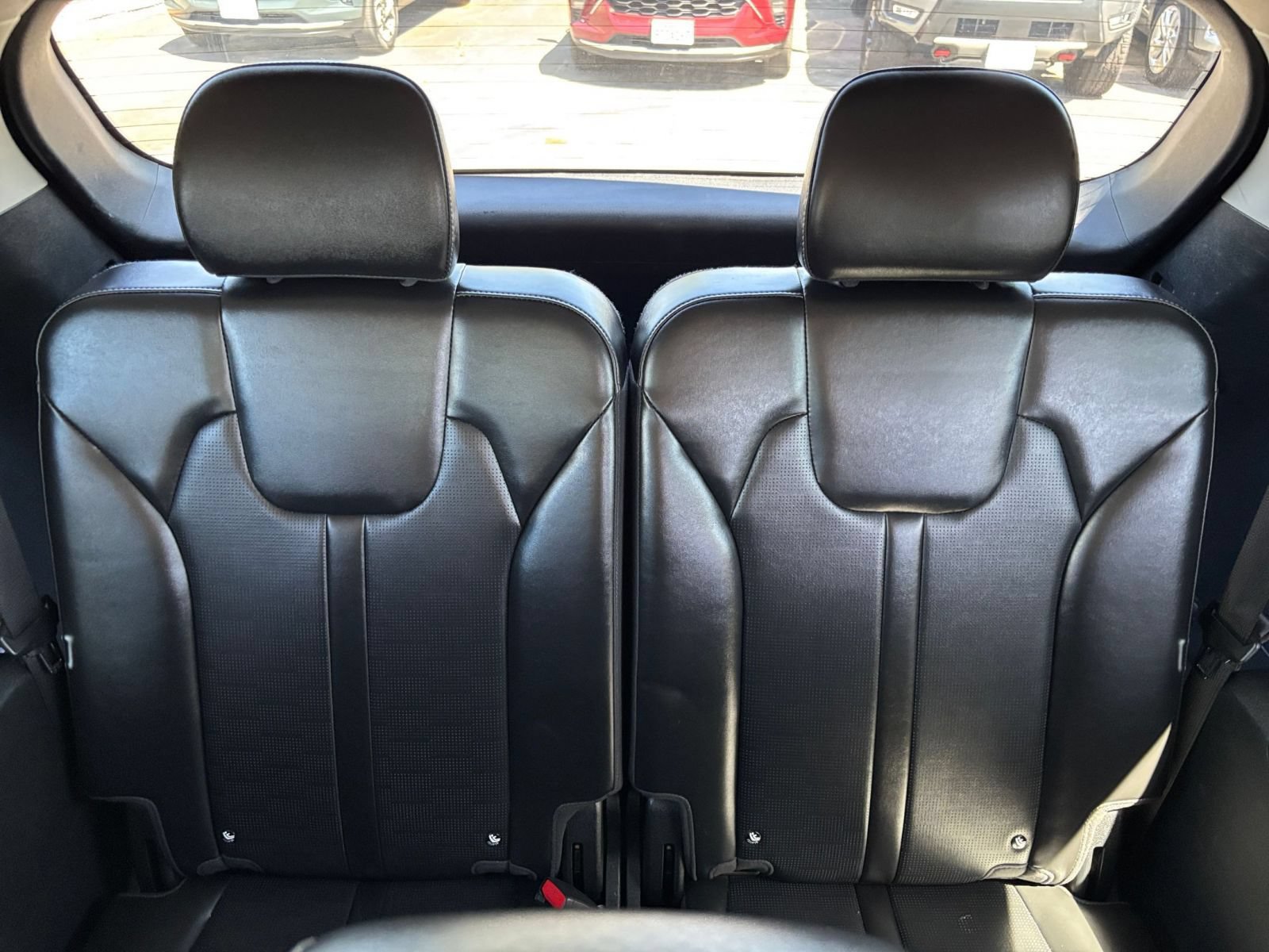 Used 2024 Kia Sorento S FWD image 30