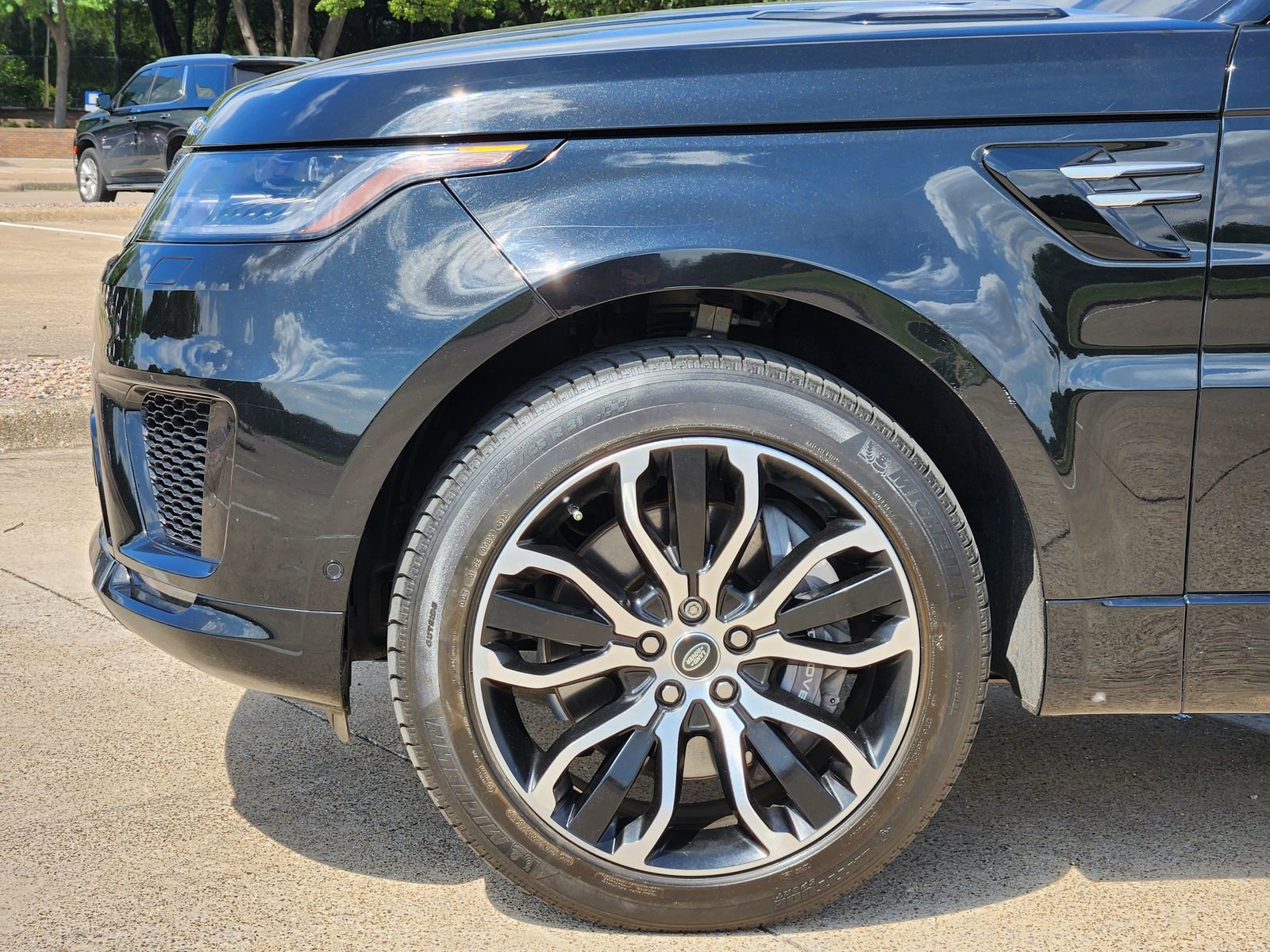 Used 2020 Land Rover Range Rover Sport HSE AWD/4WD image 8