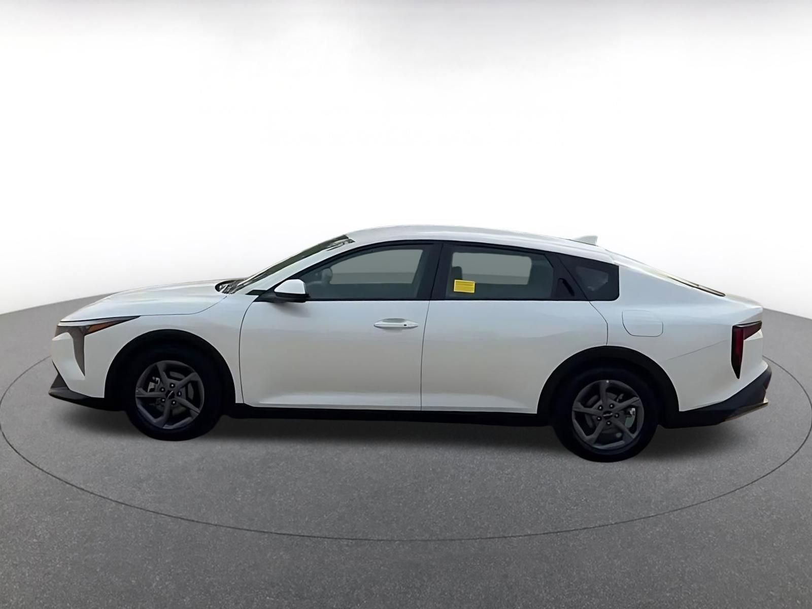 Used 2025 Kia K4 FWD image 14
