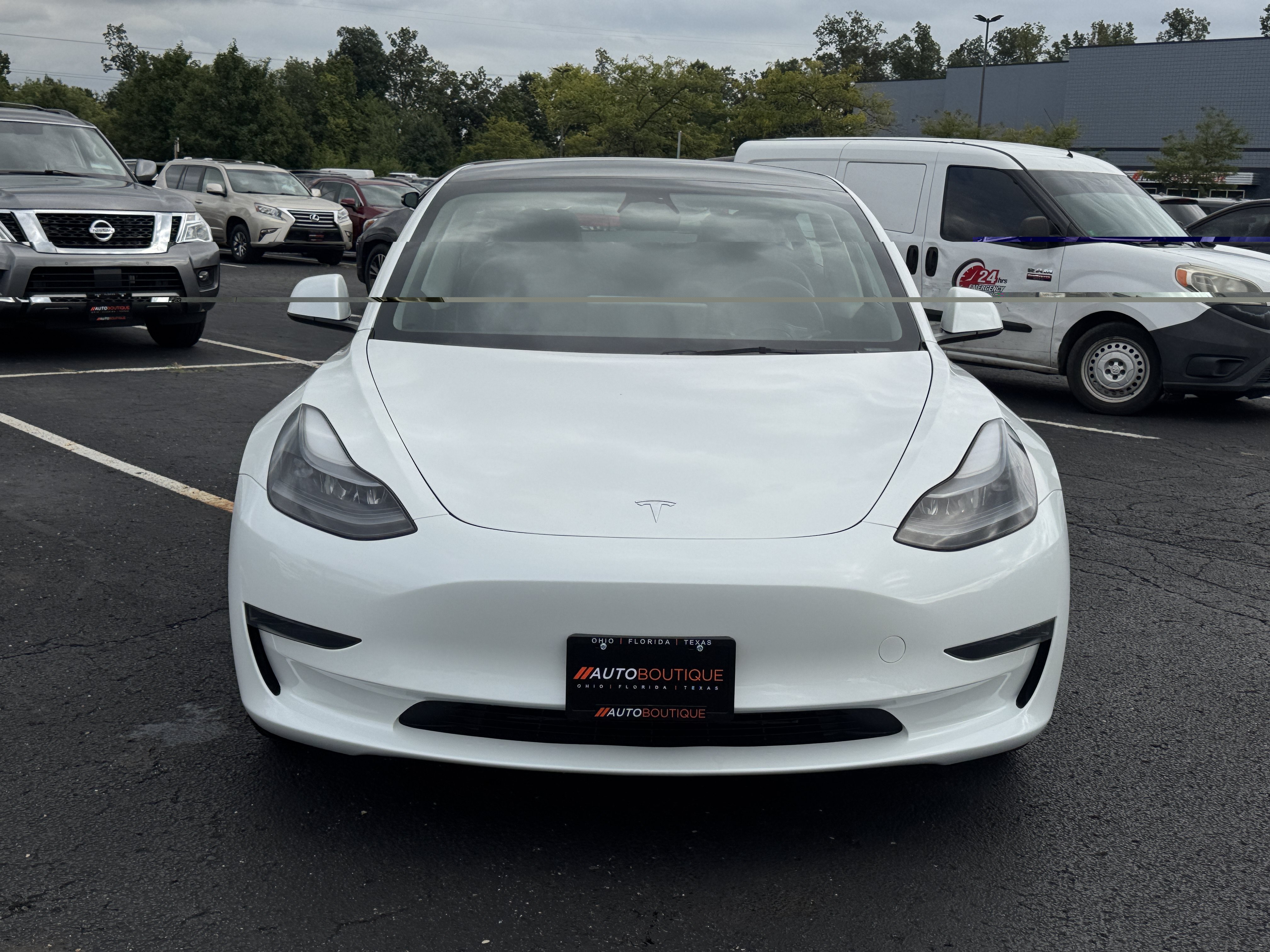 Used 2023 Tesla Model 3 Standard Range RWD image 3