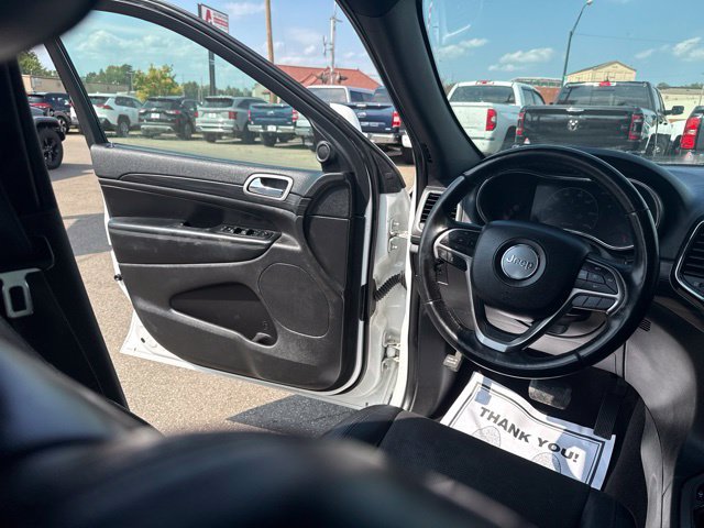 Used 2021 Jeep Grand Cherokee Laredo X AWD/4WD image 17