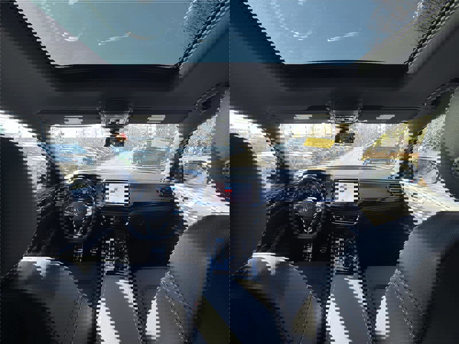 New 2026 Volkswagen Atlas Cross Sport SEL R-Line image 21