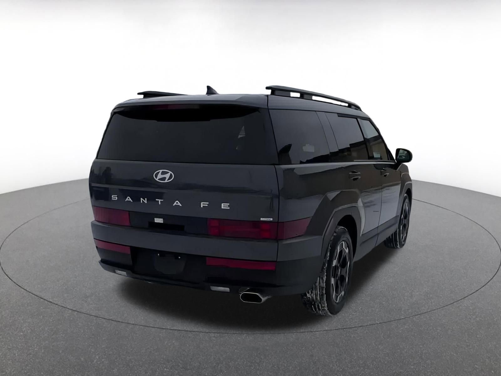 Used 2025 Hyundai Santa Fe SEL image 14