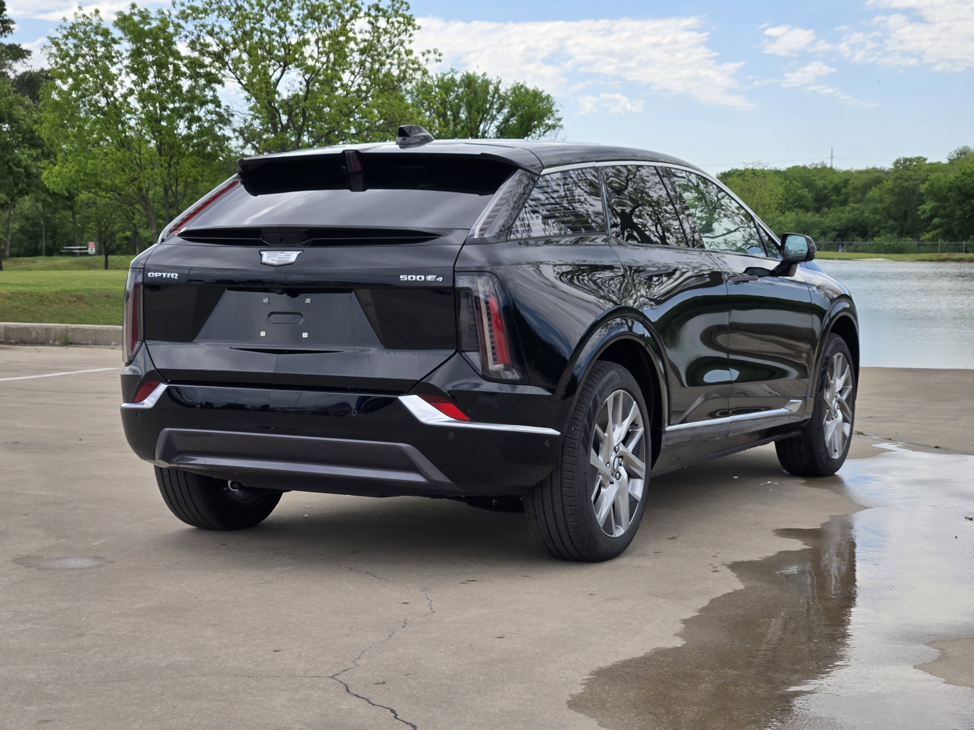 New 2025 Cadillac Optiq Luxury 1 w/ LPO, Floor Liner Package image 4