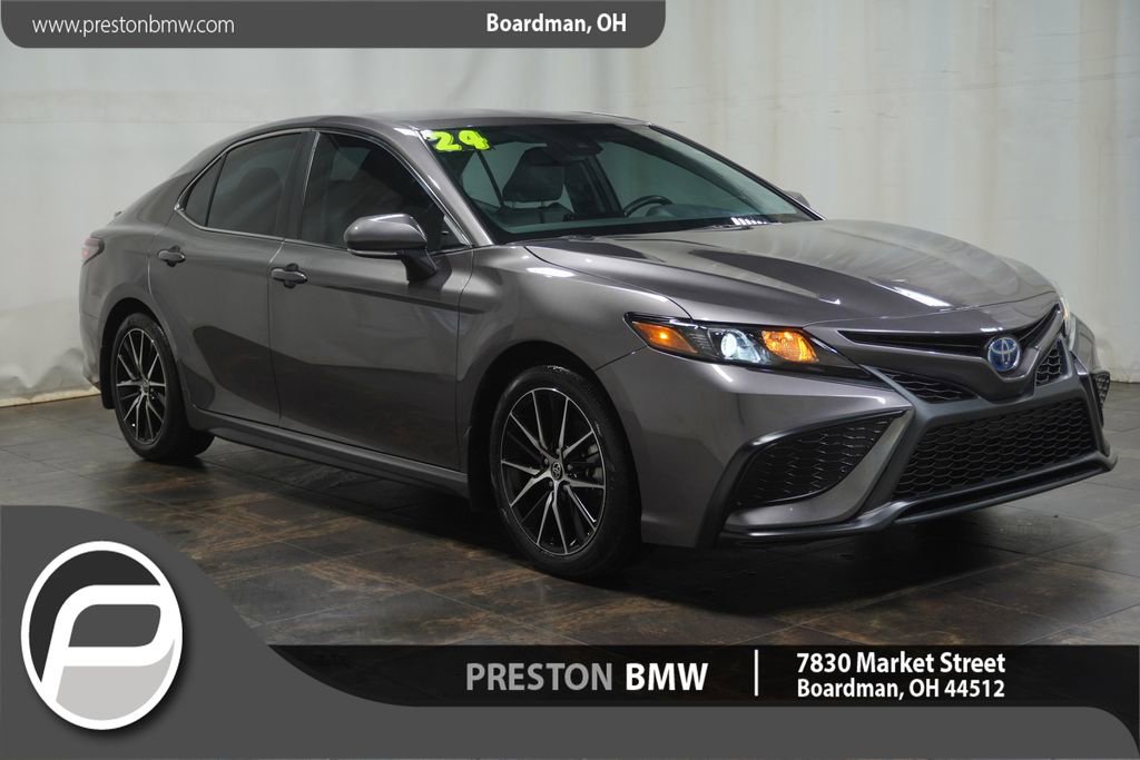 Used 2024 Toyota Camry SE
