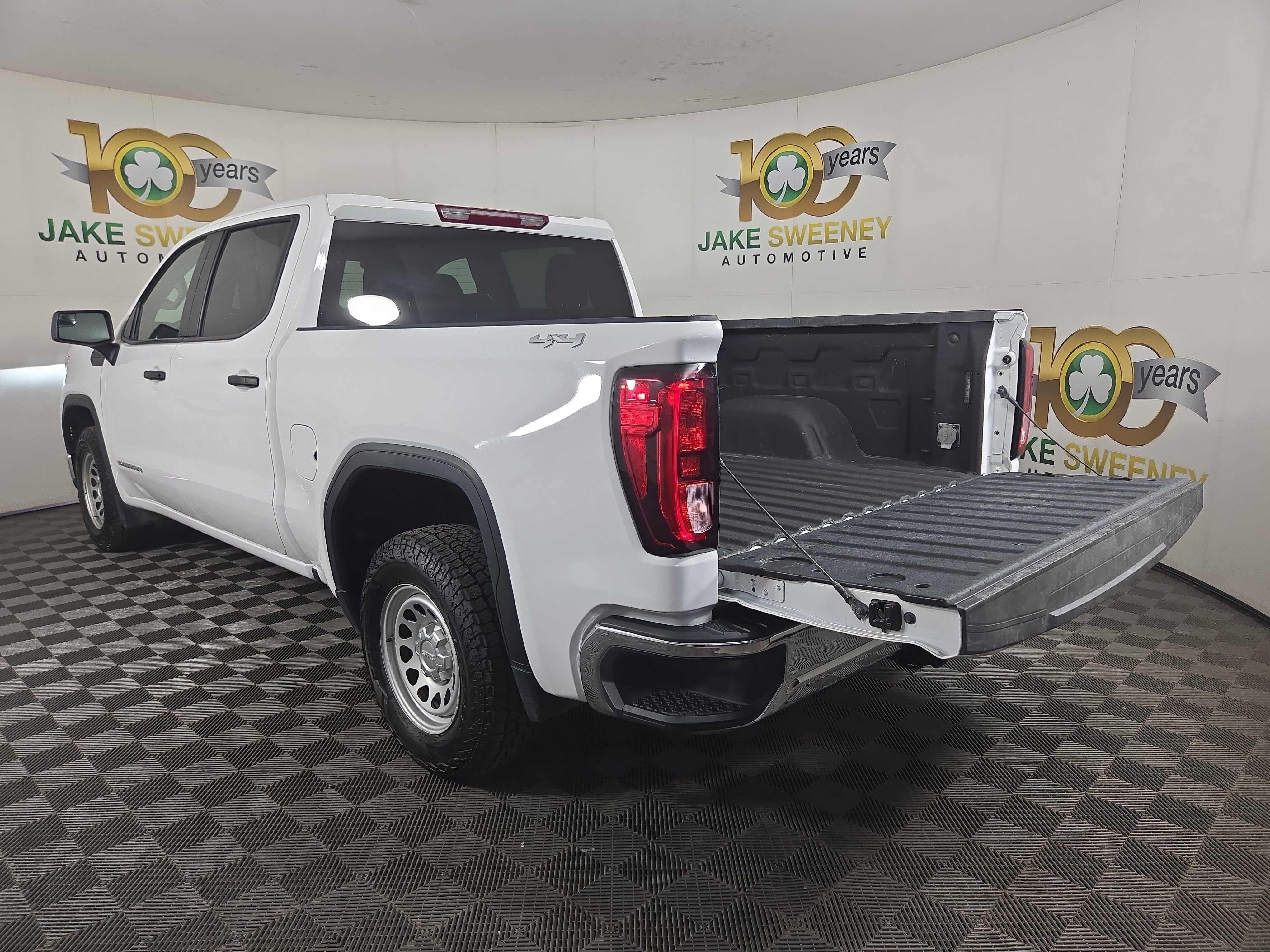 Certified 2024 GMC Sierra 1500 Pro w/ Pro Value Package AWD/4WD image 31
