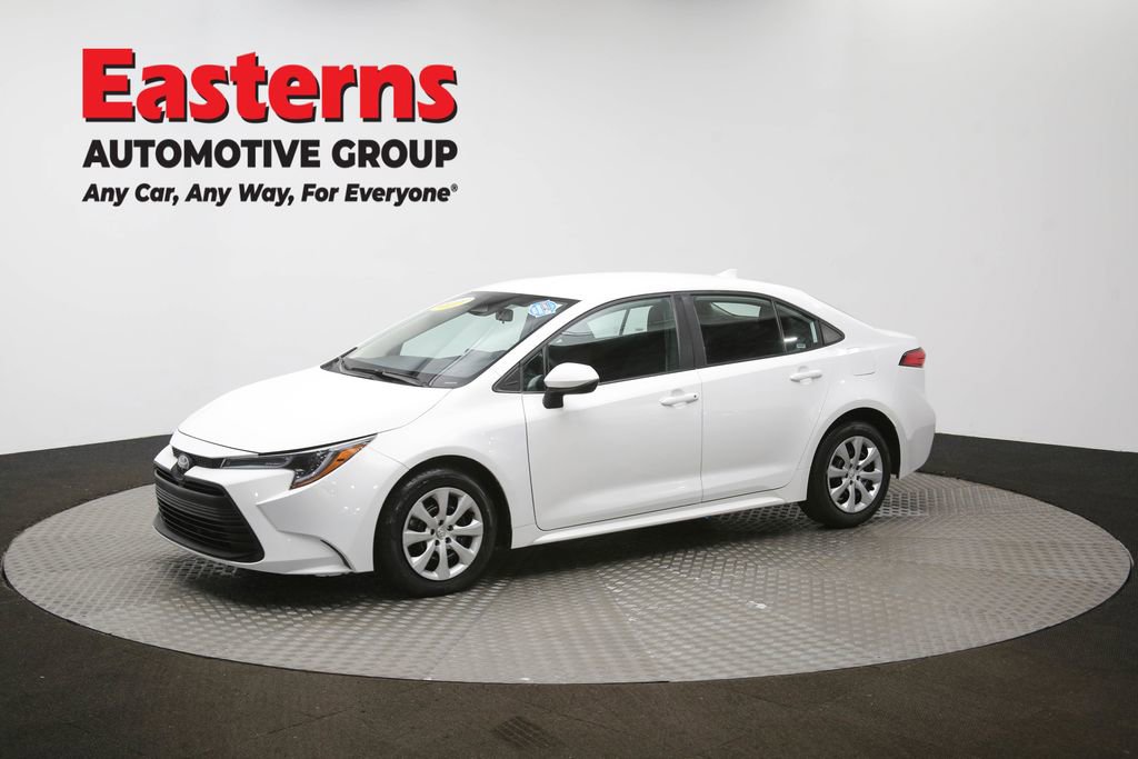 Used 2024 Toyota Corolla LE image 56