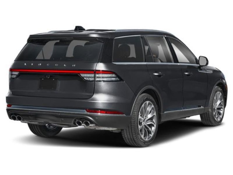 New 2025 Lincoln Aviator Reserve image 2