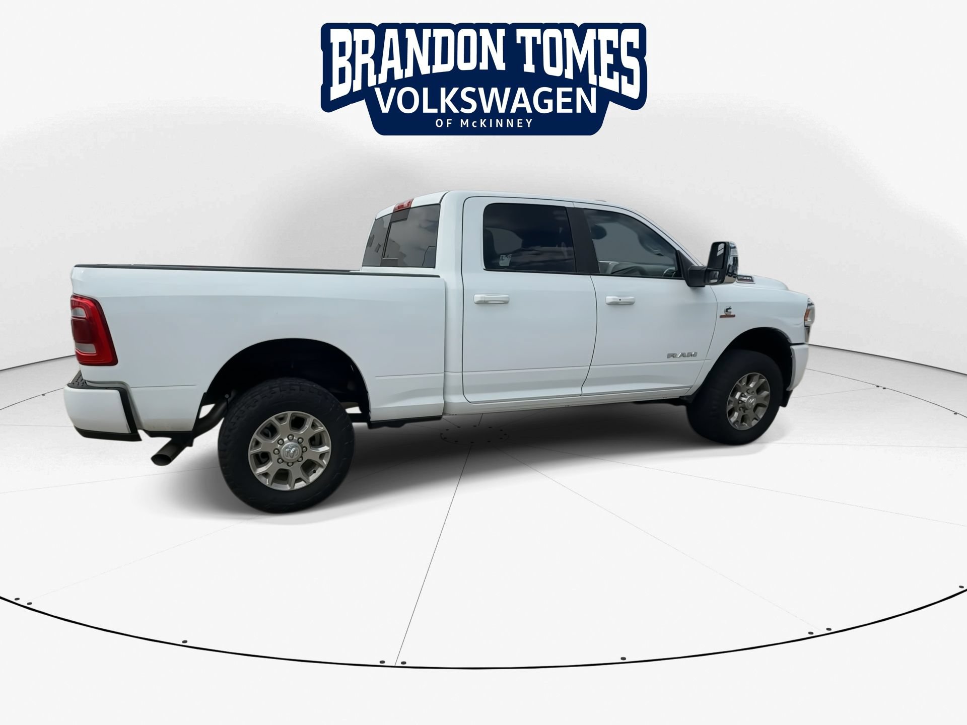 Used 2024 RAM 2500 Laramie AWD/4WD image 8
