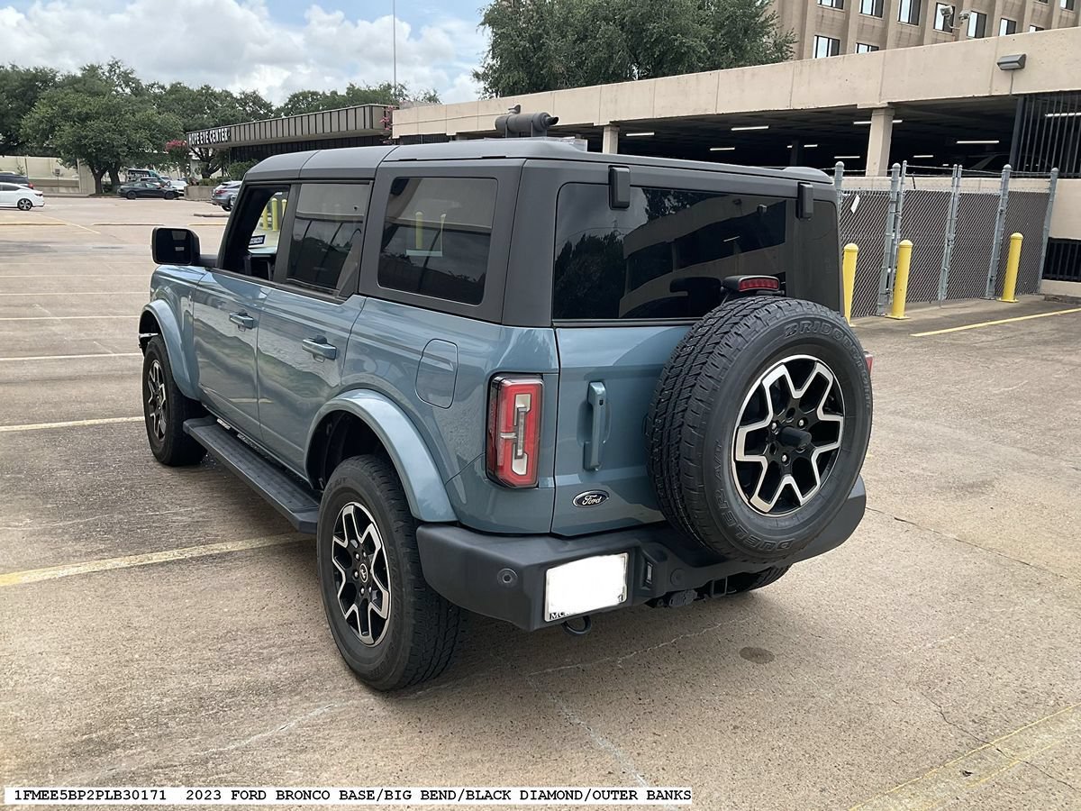 Used 2023 Ford Bronco Outer Banks AWD/4WD image 4