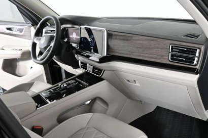 New 2025 Volkswagen Atlas SEL Premium R-Line image 12