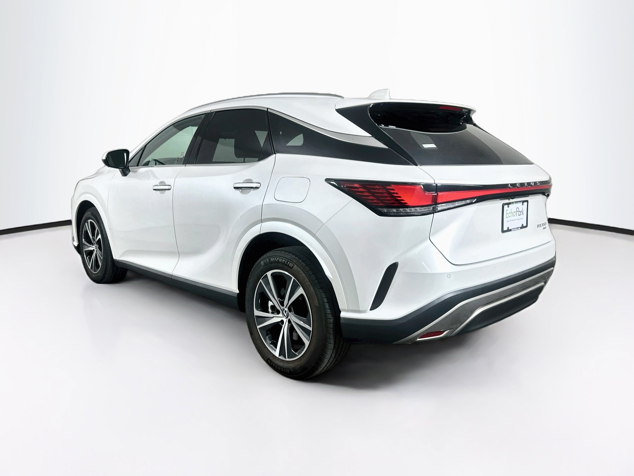 Used 2023 Lexus RX 350 Premium Plus w/ Cold Area Package AWD/4WD image 5