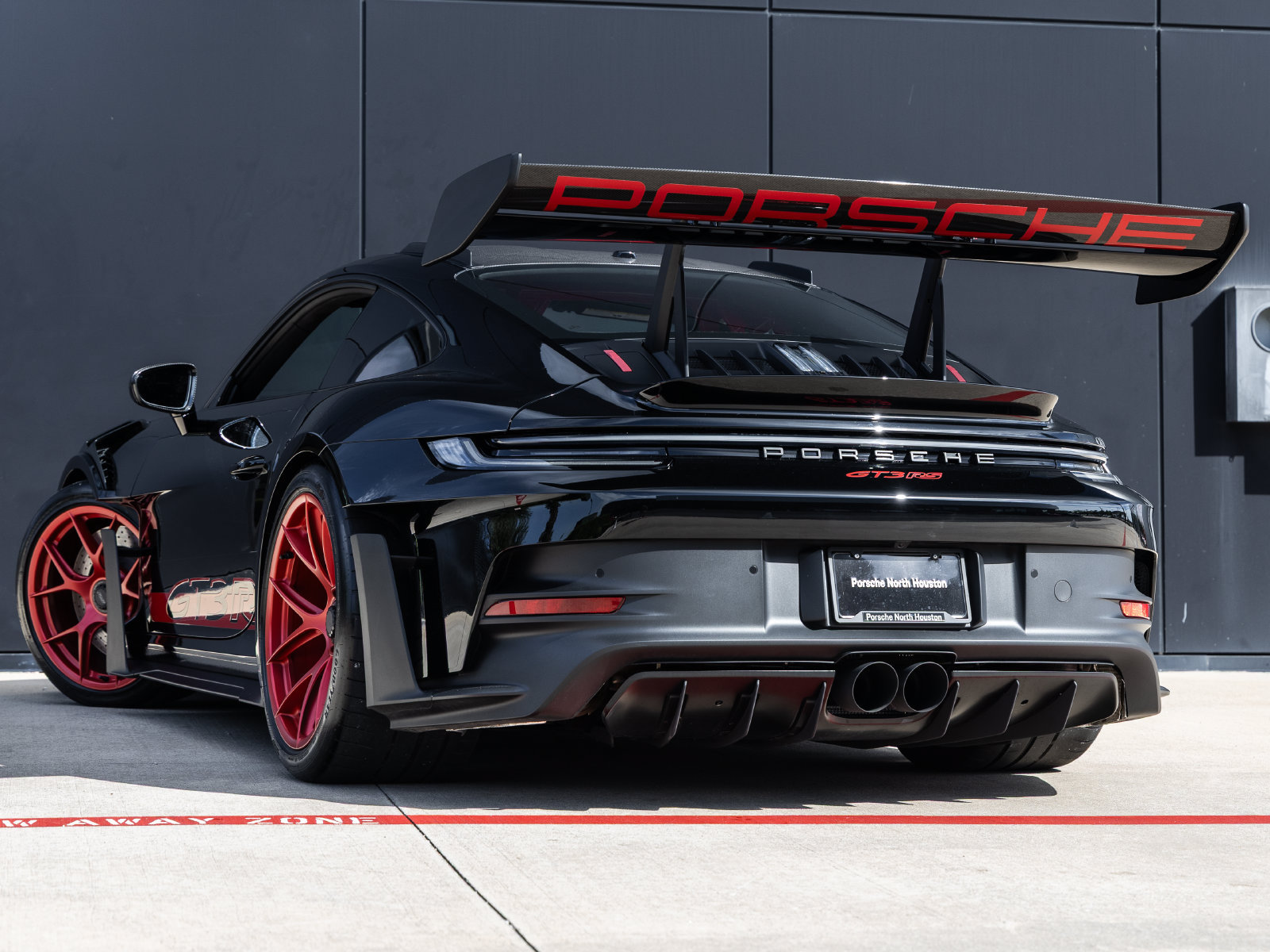 Certified 2023 Porsche 911 GT3 RS RWD image 3