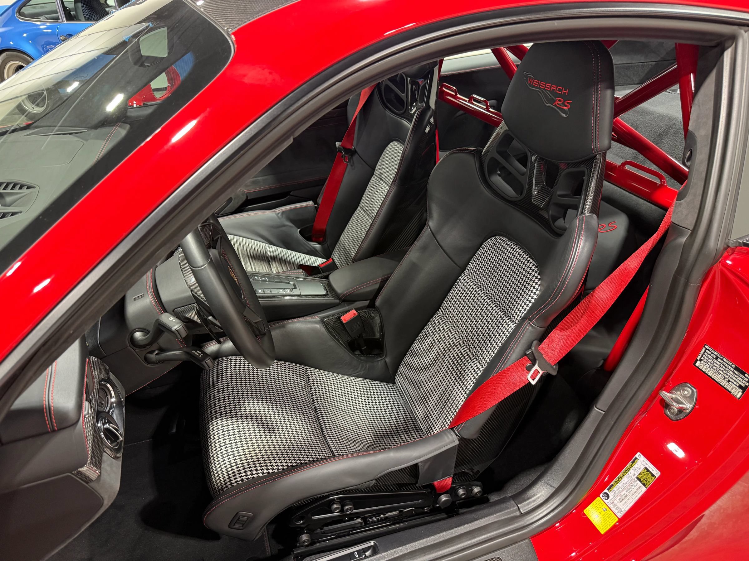 Used 2018 Porsche 911 GT2 RS RWD image 39