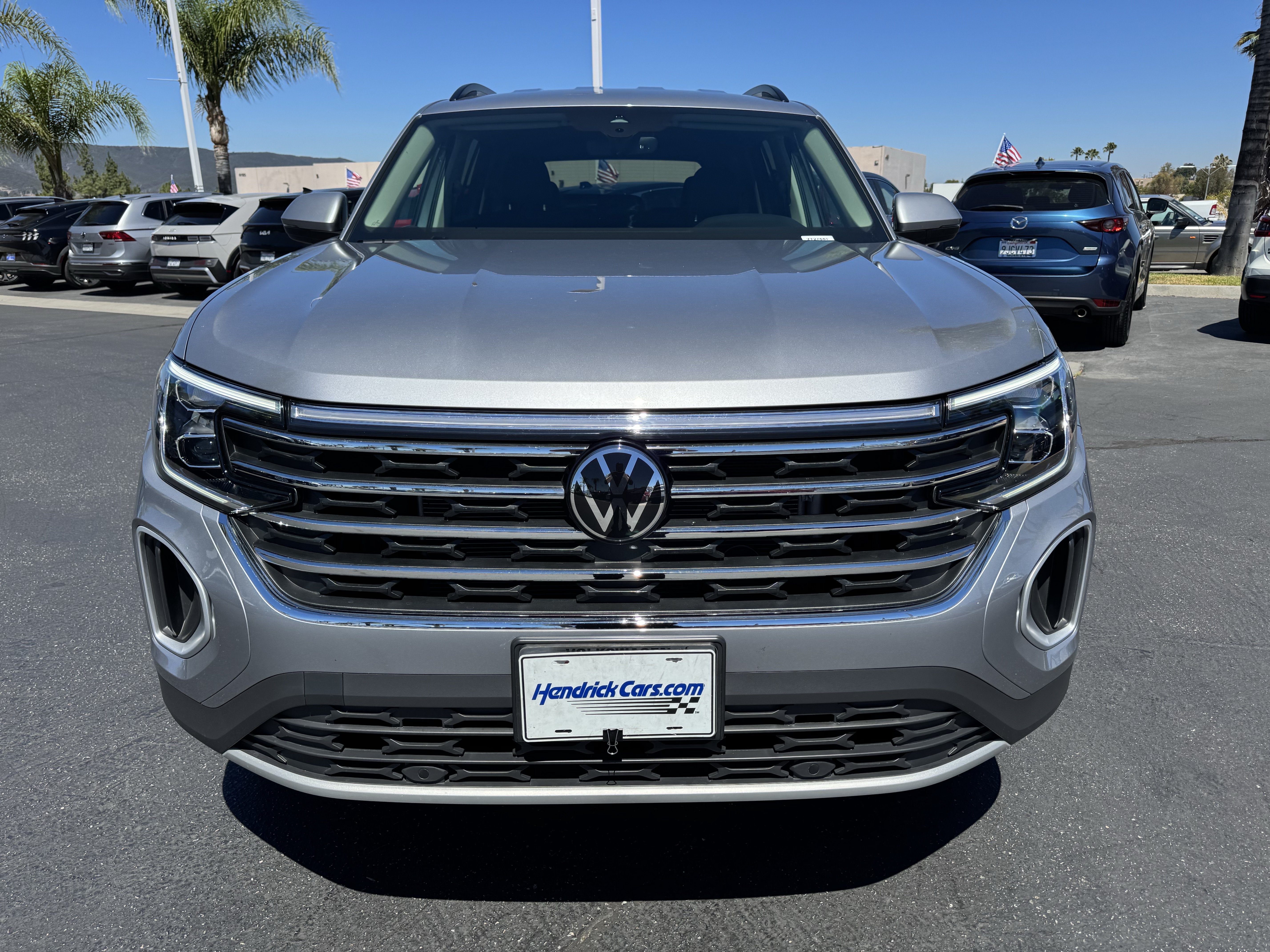 Used 2026 Volkswagen Atlas SE FWD image 3