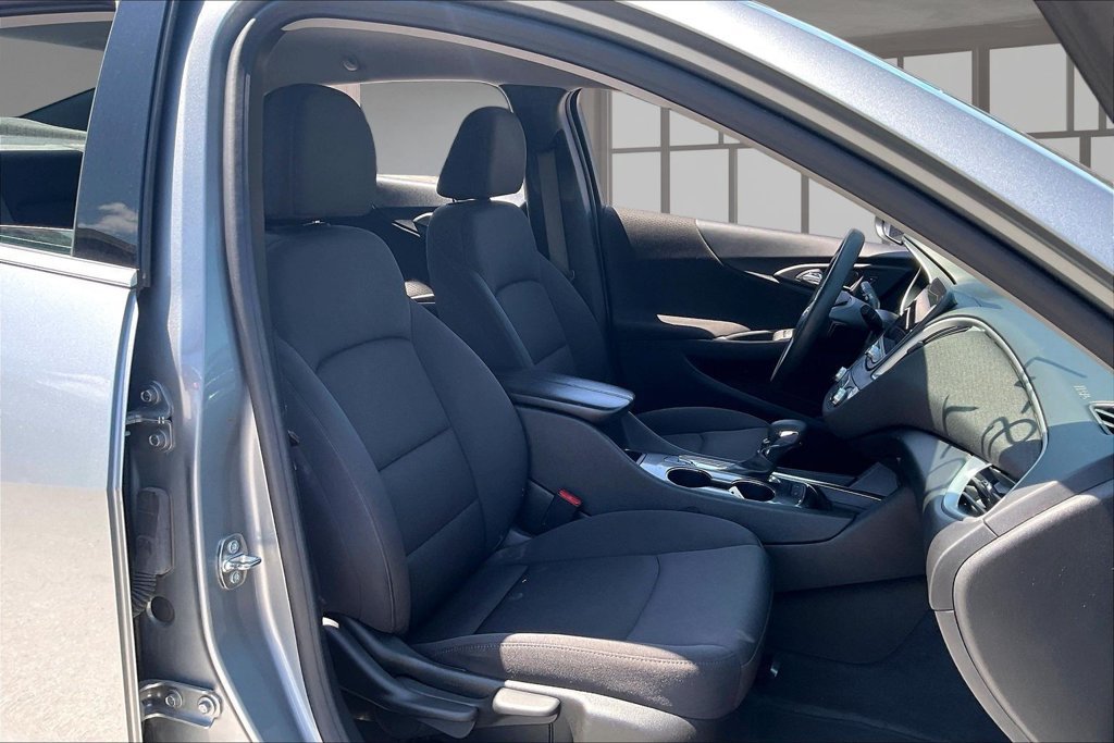 Used 2024 Chevrolet Malibu LT FWD image 27