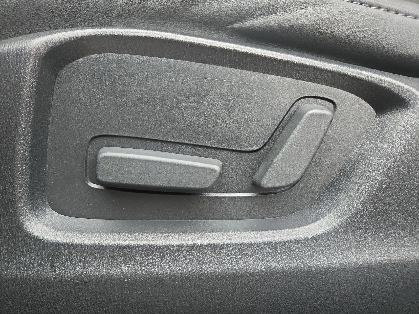 Used 2020 MAZDA CX-5 Touring FWD image 17