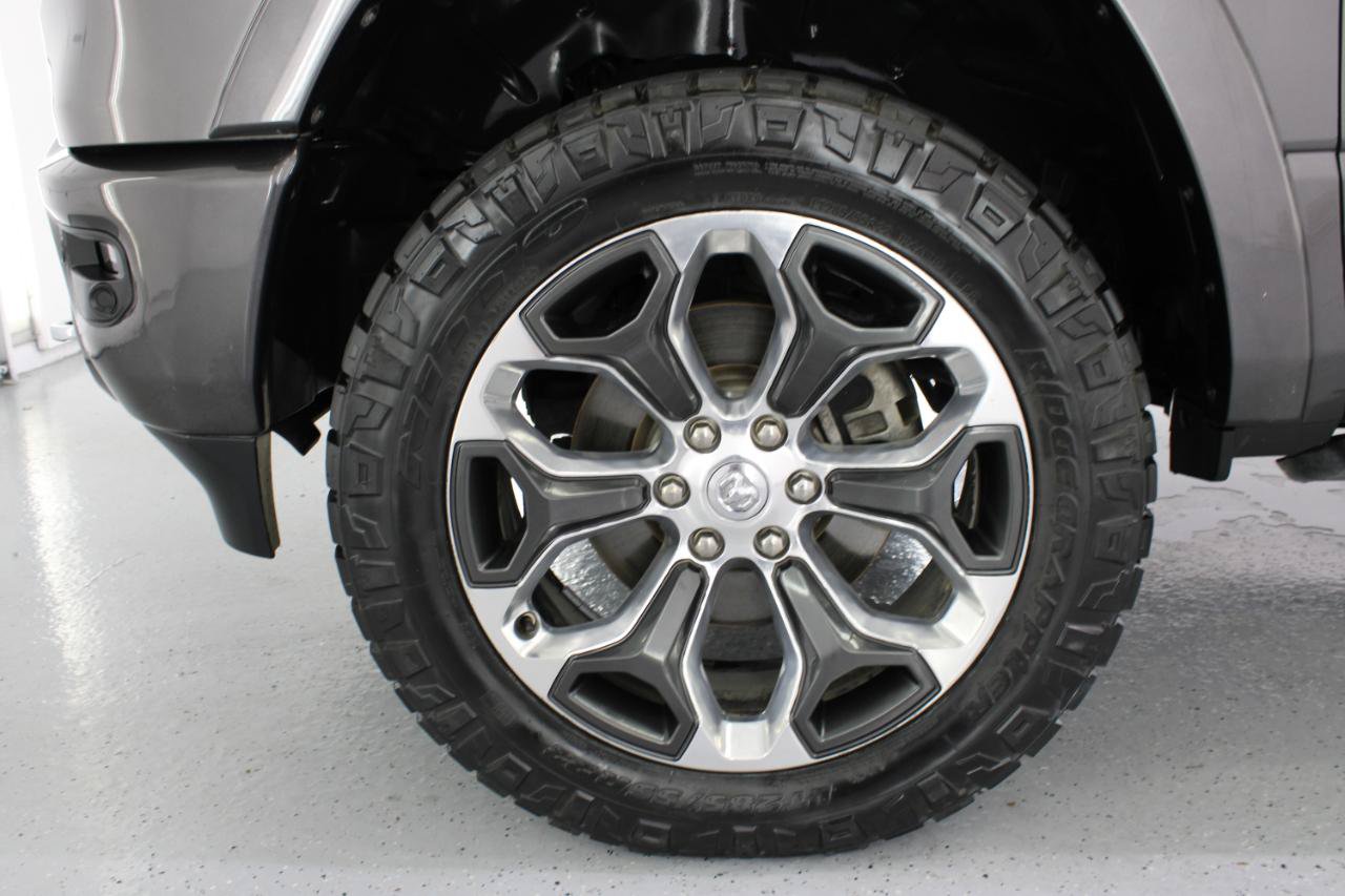 Used 2019 RAM 1500 Limited w/ Advanced Safety Group AWD/4WD image 83