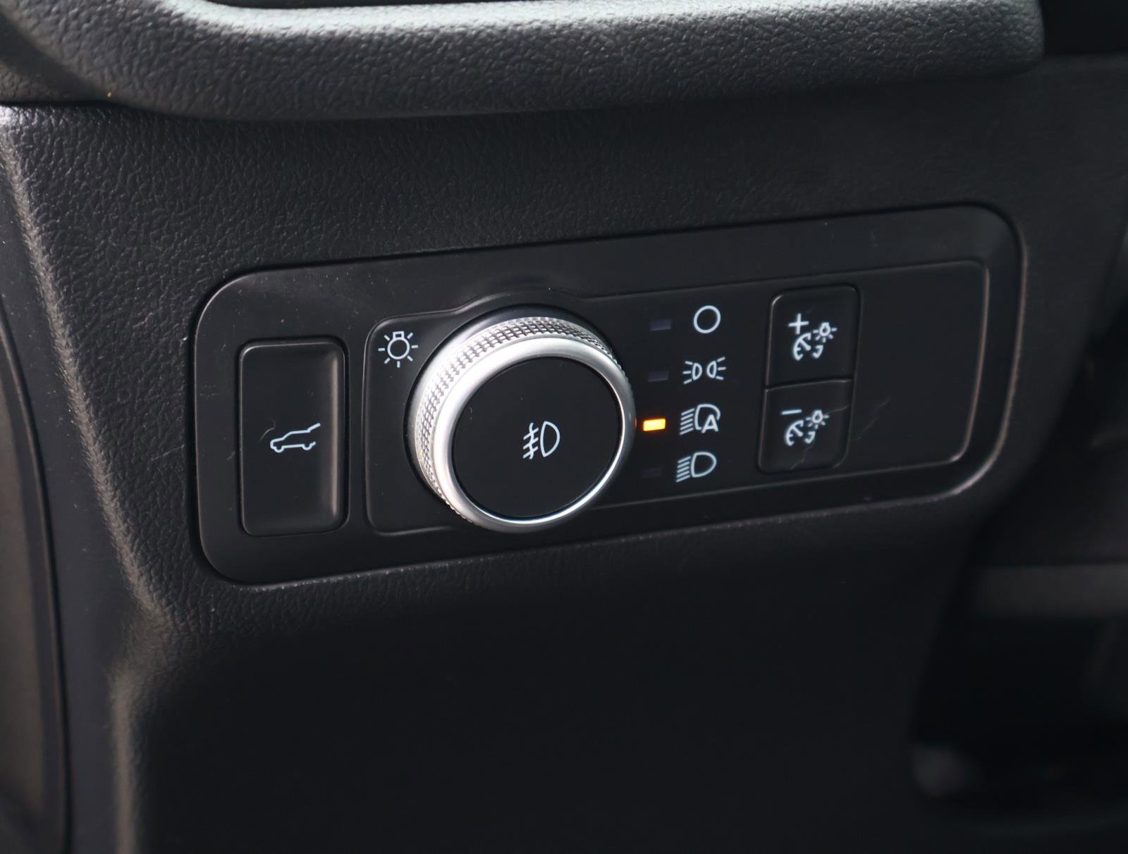 Used 2020 Ford Escape Titanium image 23