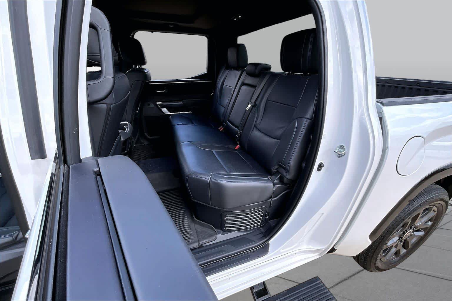 Used 2024 Toyota Tundra Platinum AWD/4WD image 20
