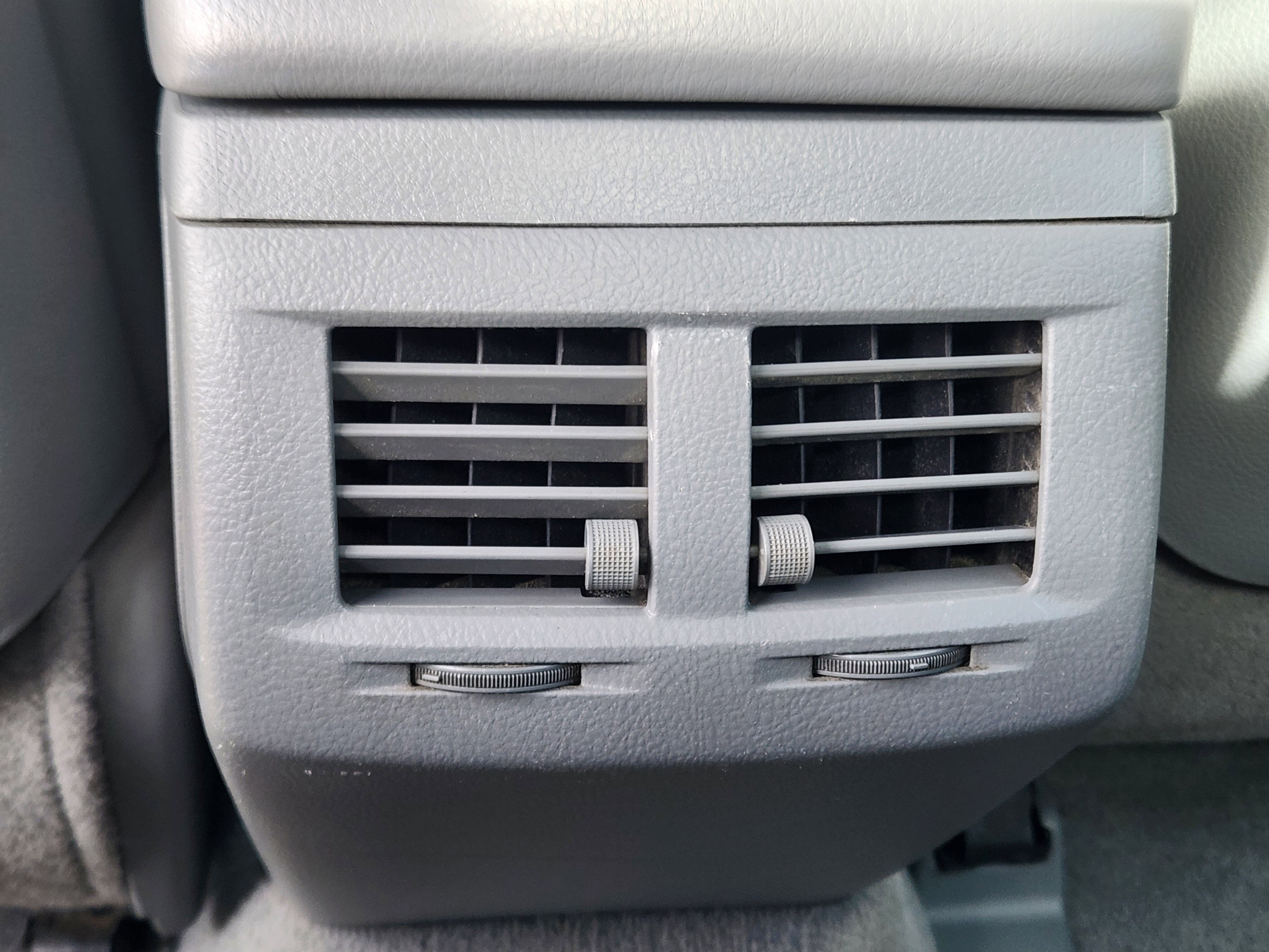 Used 2008 Toyota Avalon XLS FWD image 35