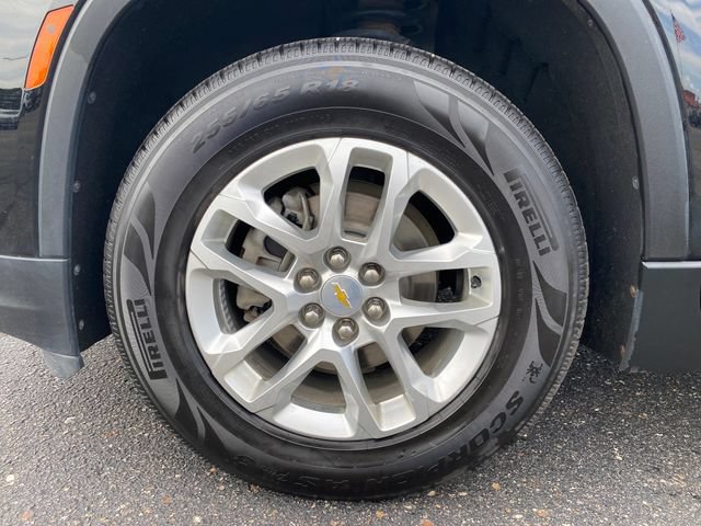 Certified 2023 Chevrolet Traverse LS FWD image 22