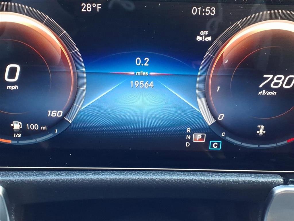 Used 2023 Mercedes-Benz GLB 250 image 20