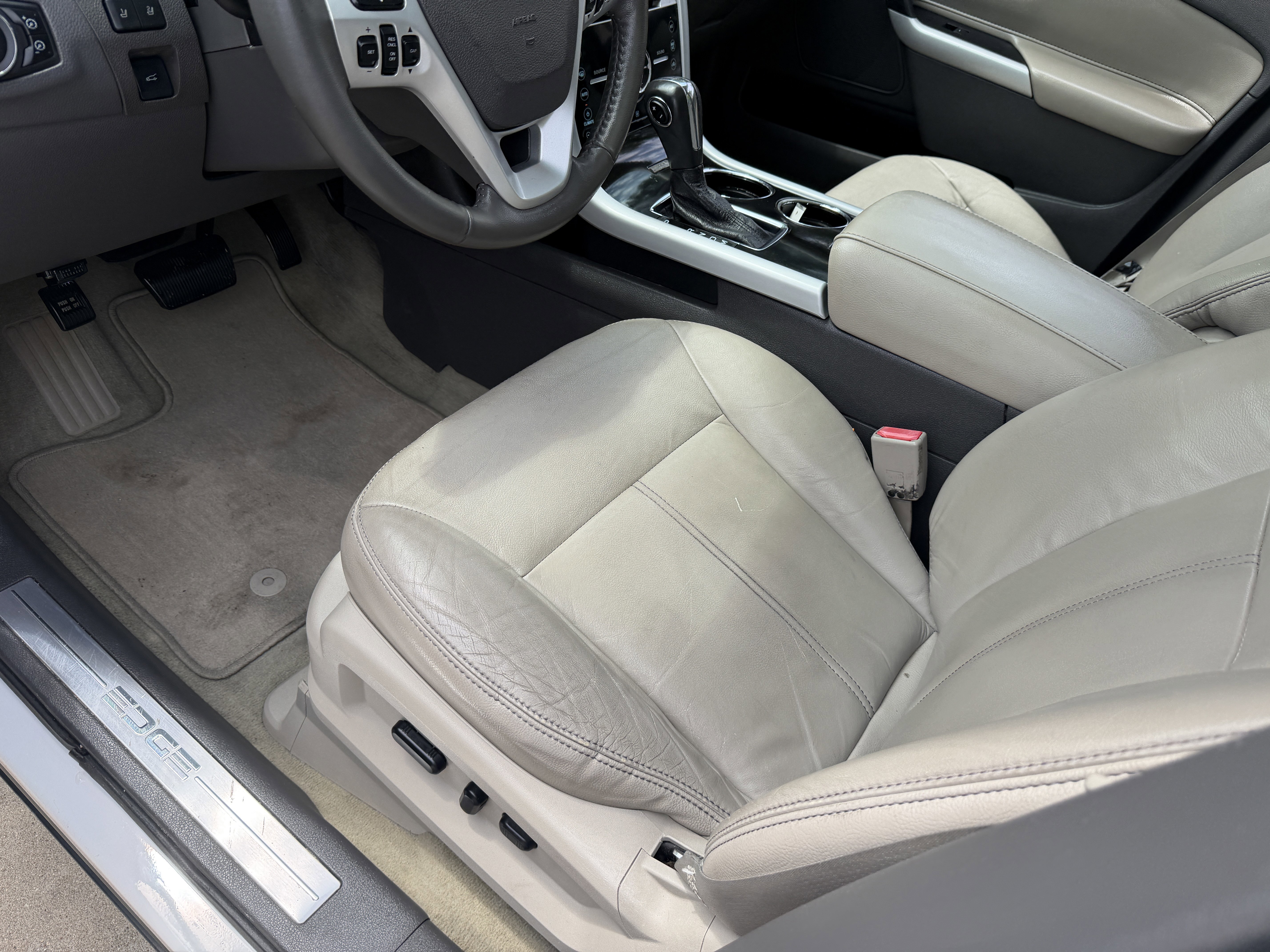 Used 2011 Ford Edge Limited w/ 302A Rapid Spec Order Code AWD/4WD image 22