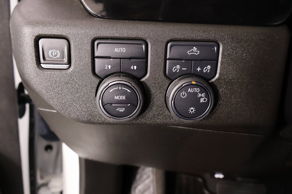 Used 2022 Chevrolet Silverado 1500 LT image 8