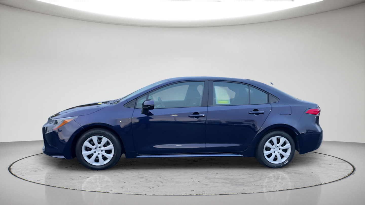 Certified 2025 Toyota Corolla LE FWD image 11