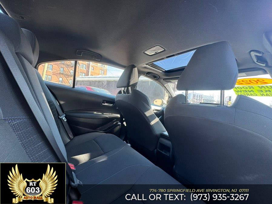 Used 2022 Toyota Corolla SE image 12