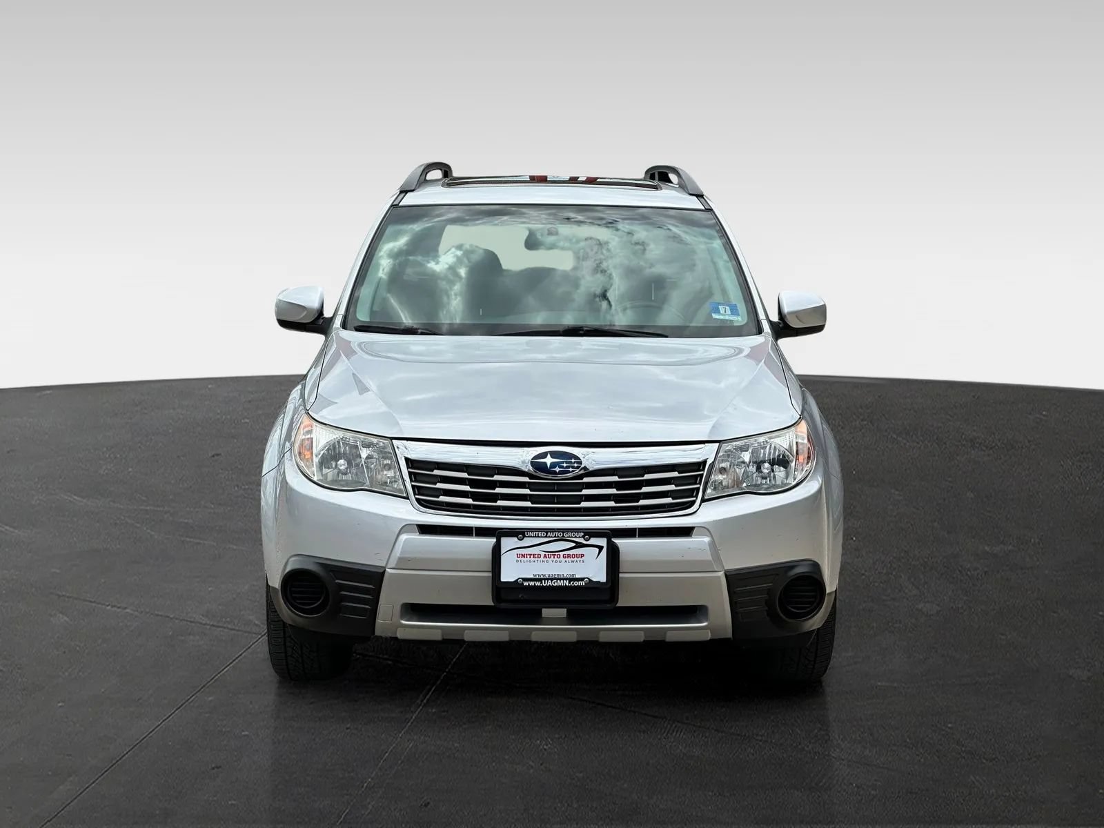 Used 2010 Subaru Forester 2.5X Premium AWD/4WD image 2